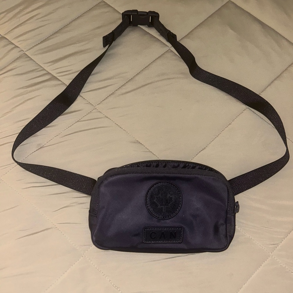 Lululemon x Team Canada Purple Future Legacy Everywhere Mini Belt Bag